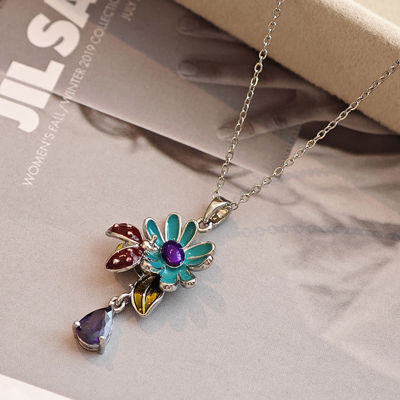 Chic Flip Flops Shaped Pendant Necklace for Women Bling Crystal CZ Funny Summer Girls Neck Accessories Statement Jewelry