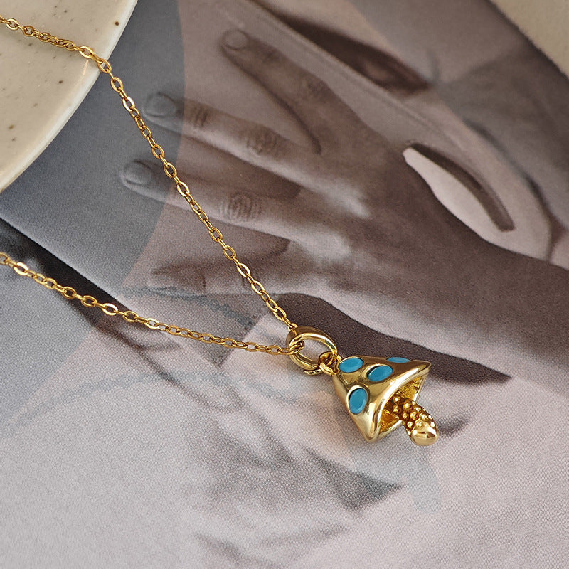 Chic Flip Flops Shaped Pendant Necklace for Women Bling Crystal CZ Funny Summer Girls Neck Accessories Statement Jewelry